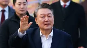 윤석열, 파면 후 자택으로 돌아와 '막후 정치' 의지 강조