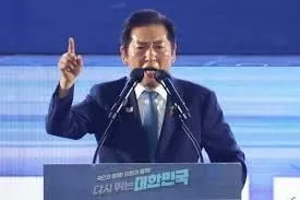 정청래, 민주당 대표 취임하며 개혁 드라이브 강화