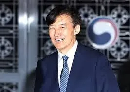 안철수, 광복절 사면 반대 피켓…경호처, 제지 사실 놓고 입장차