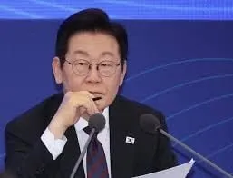 조희대 사퇴 공세에 국힘, 이재명 재판 기피 프레임으로 반박